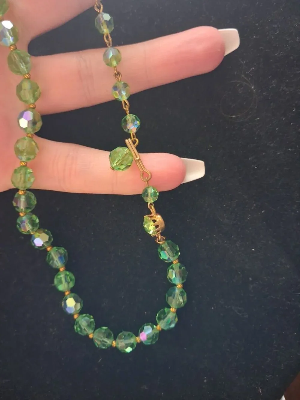 17 inch Green Glass beaded necklace
